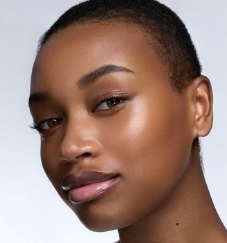 20252403 Oap Revitalift Filler Glass Skin Asset4 Na Dmi Na Na Digital Dmi Landscape