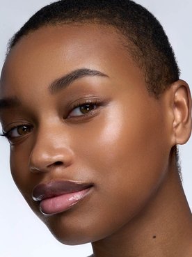 20252403 Oap Revitalift Filler Glass Skin Asset4 Na Dmi Na Na Digital Dmi Landscape