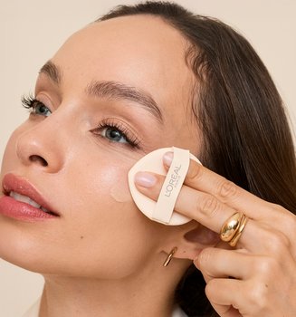 09032026 Oap True Match Hyaluron Tinted Balm Application Igothre Stage 317x430dmi Website
