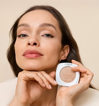09032026 Oap True Match Hyaluron Tinted Balm Pack In Hand Igrothe Teaser 402x430 Dmi Website