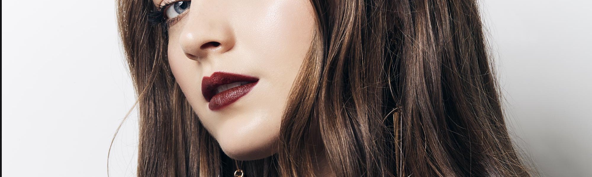 How To Wear The Dark Lip Trend