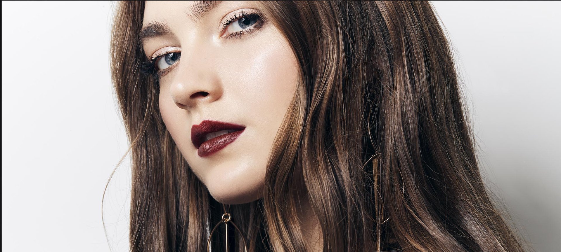 How To Wear The Dark Lip Trend