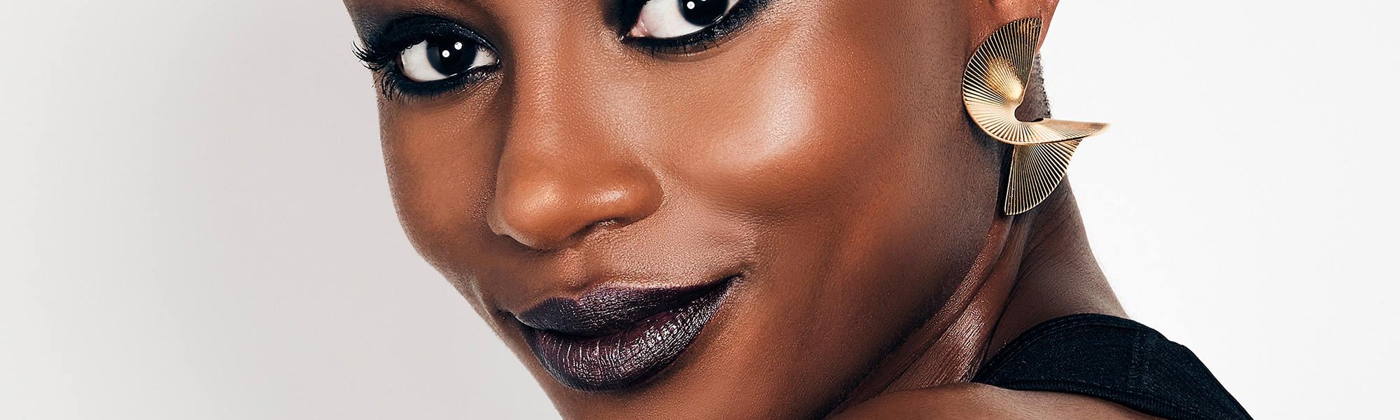 Rouge Signature Look 2 Edgy