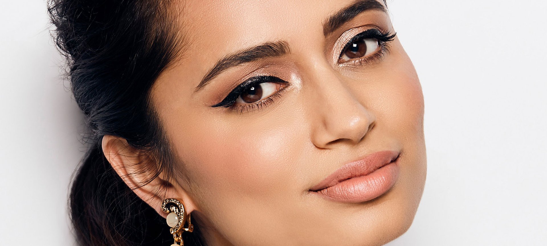 Rouge Signature Look 4 Romantic