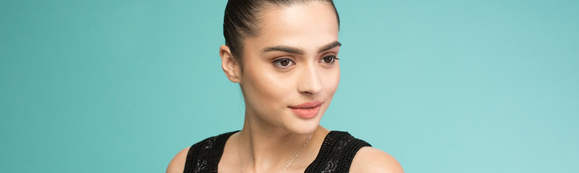 Get The Look Sleek Fly Away Free Topknot