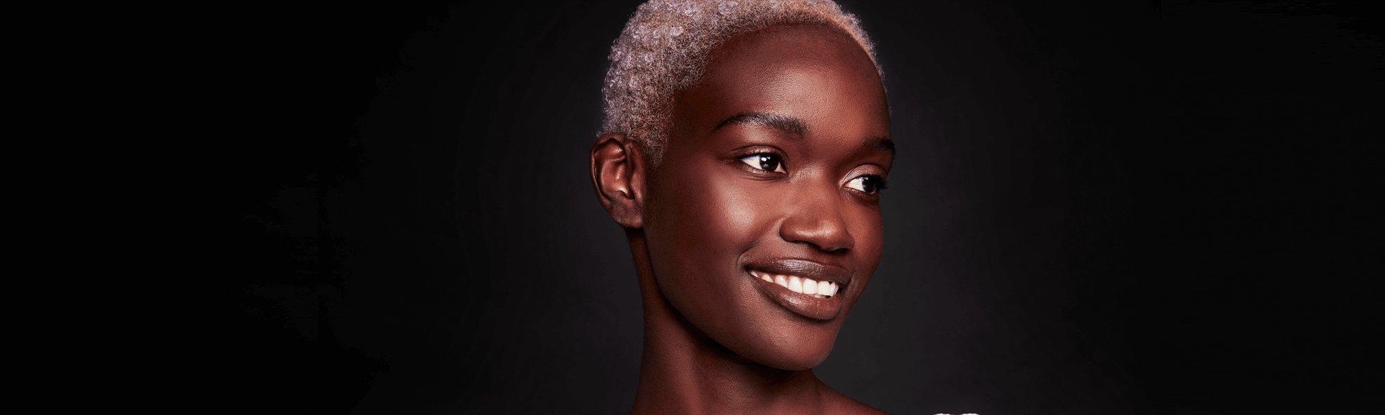 How To Bleach Your Hair At Home With Feria