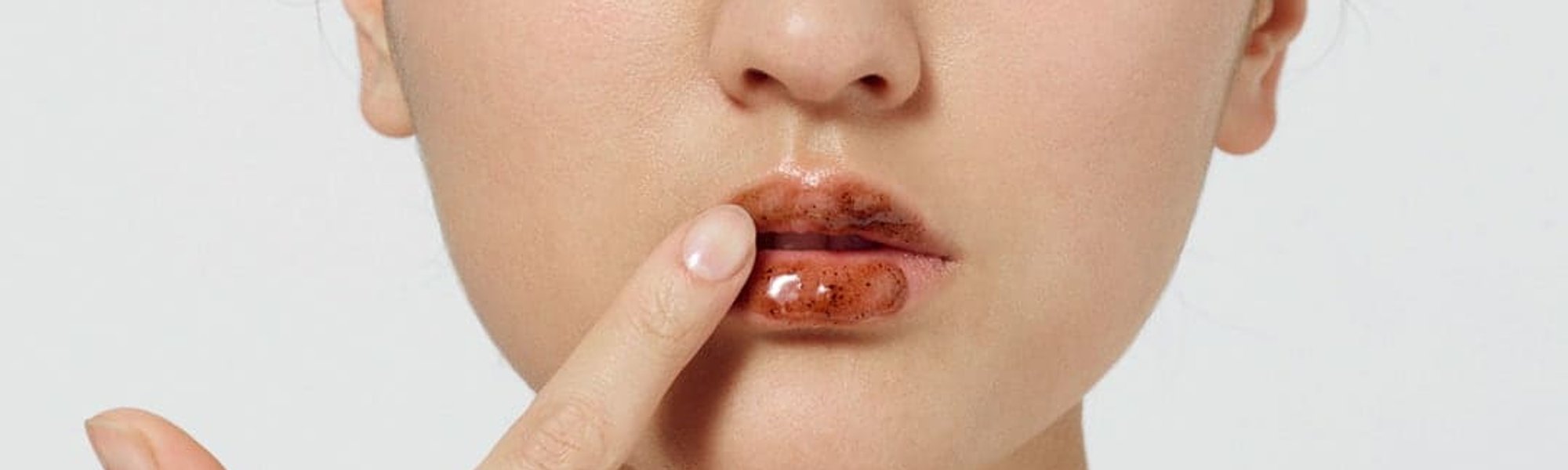 How To Use Lip Scrub To Perfect Your Lips 1080x476