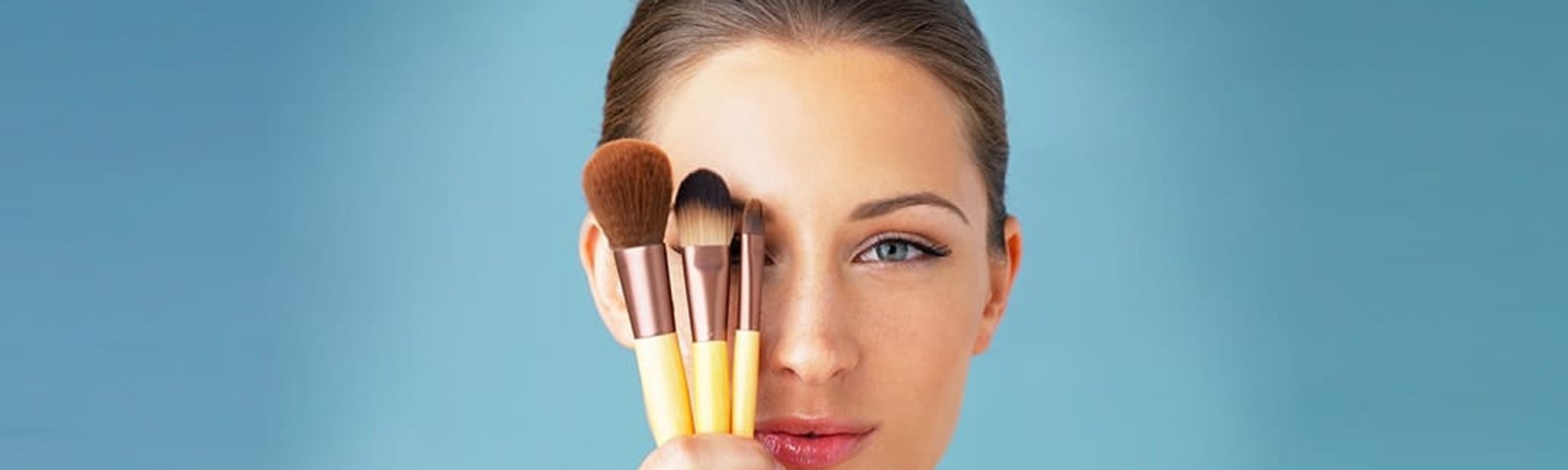 Makeup Brushes And How To Use Them 1080x476