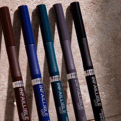 PS35787 LOP W22 ResizeImageInfallibleFamily BANW 960x625 05 01 5 11zon