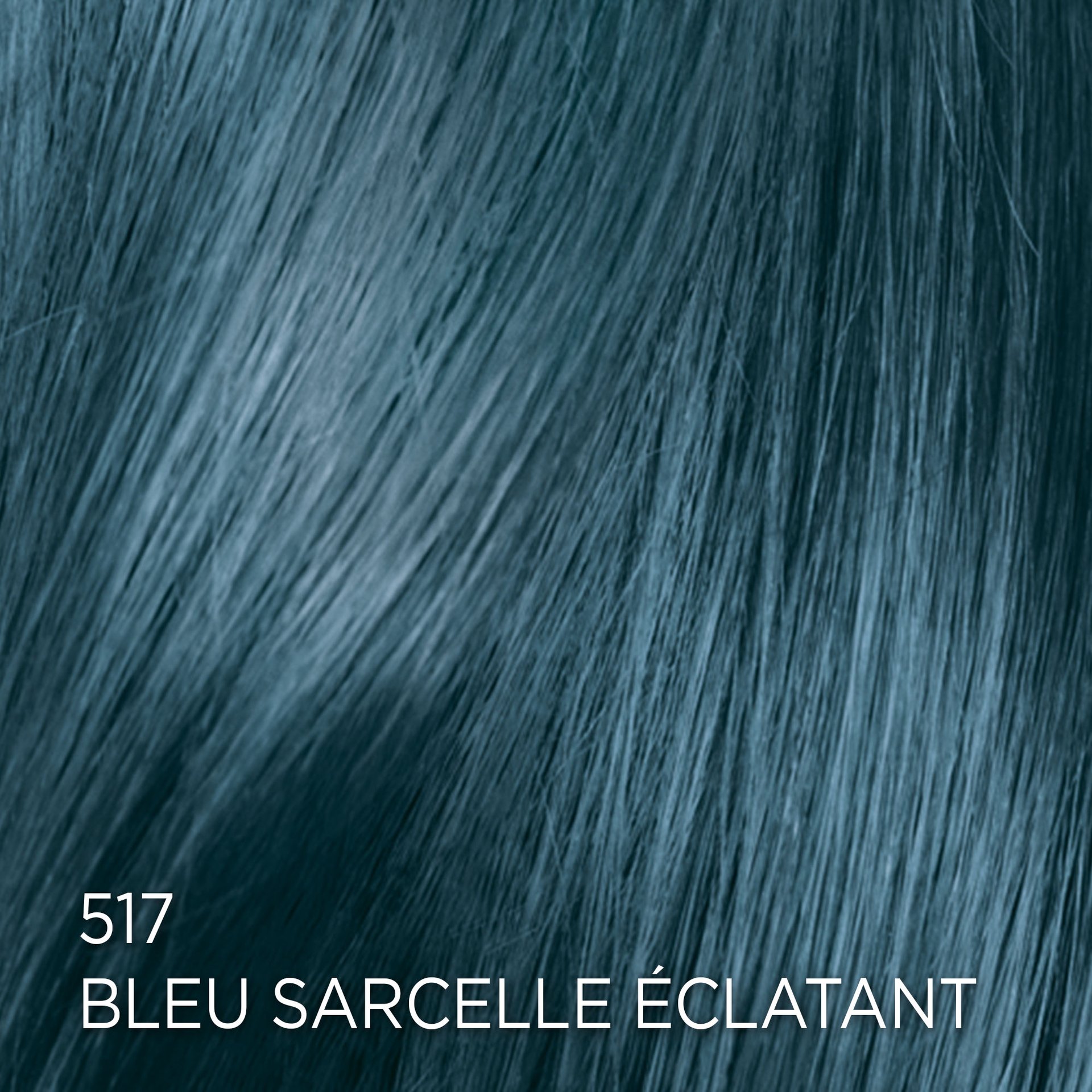Rendu sur cheveux de la coloration Feria 517 Bleu Sarcelle Éclatant