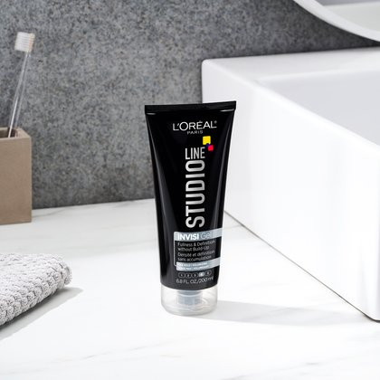 L'Oréal Paris Studio Line INVISI Hair Gel, Super Strong Hold, lifestyle image