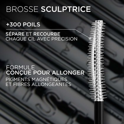 Gros plan détaillé sur la brosse sculptée du mascara L'Oréal "Telescopic Extensionist". Le texte met en évidence "+300 POILS", "SÉPARE ET RECOURBE CHAQUE CIL AVEC PRÉCISION" et "FORMULE CONÇUE POUR ALLONGER (PIGMENTS MAGNÉTIQUES ET FIBRES ALLONGEANTES)".