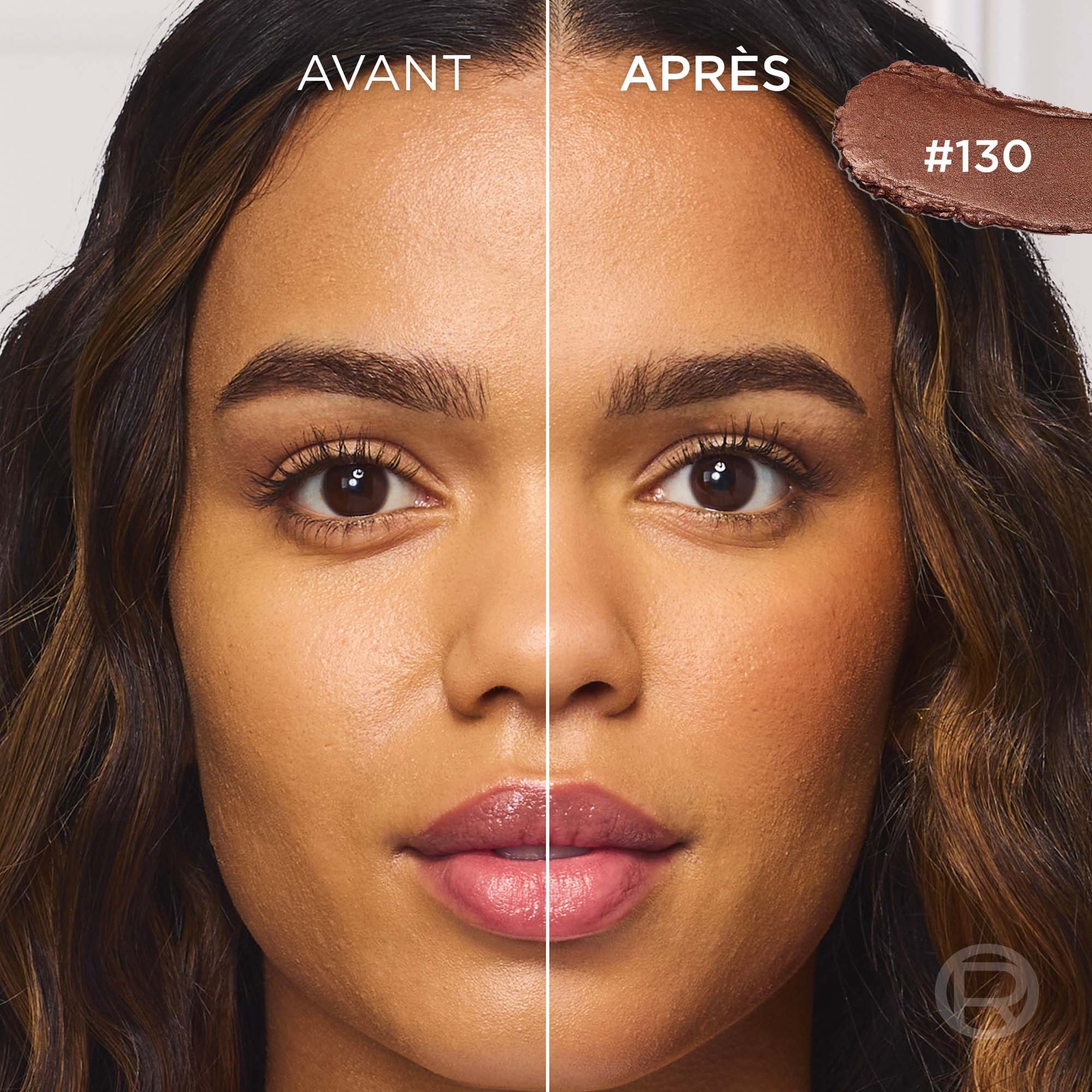 Image divisée du visage d'une femme au teint brun riche et chaud. La partie 'AVANT' à gauche montre son teint naturel, tandis que la partie 'APRÈS' à droite présente un look magnifiquement bronzé et subtilement sculpté, ajoutant de la profondeur et de la chaleur à ses traits. Un échantillon du produit dans la teinte '#130' est visible dans le coin supérieur droit.