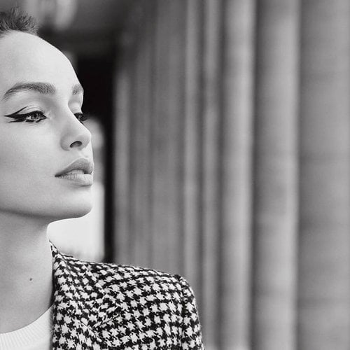 INFALLIBLE FLASH CAT EYE